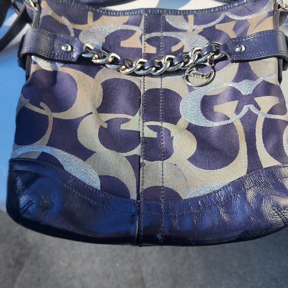 COACH Handbag - Picture 2 of 10